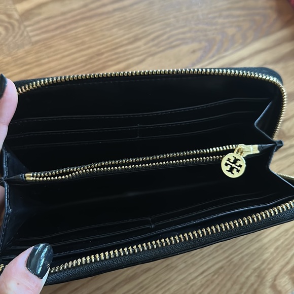 Tory Burch Patent Leather Wallet - Picture 4 of 8